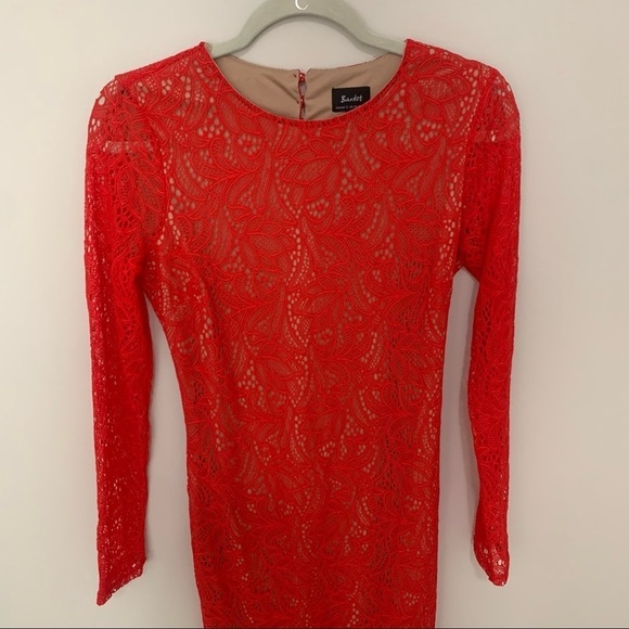 Bardot Rini Lace Long Sleeve Open Back BodyCon Fire Engine Red Dress Size 8 - Picture 3 of 9